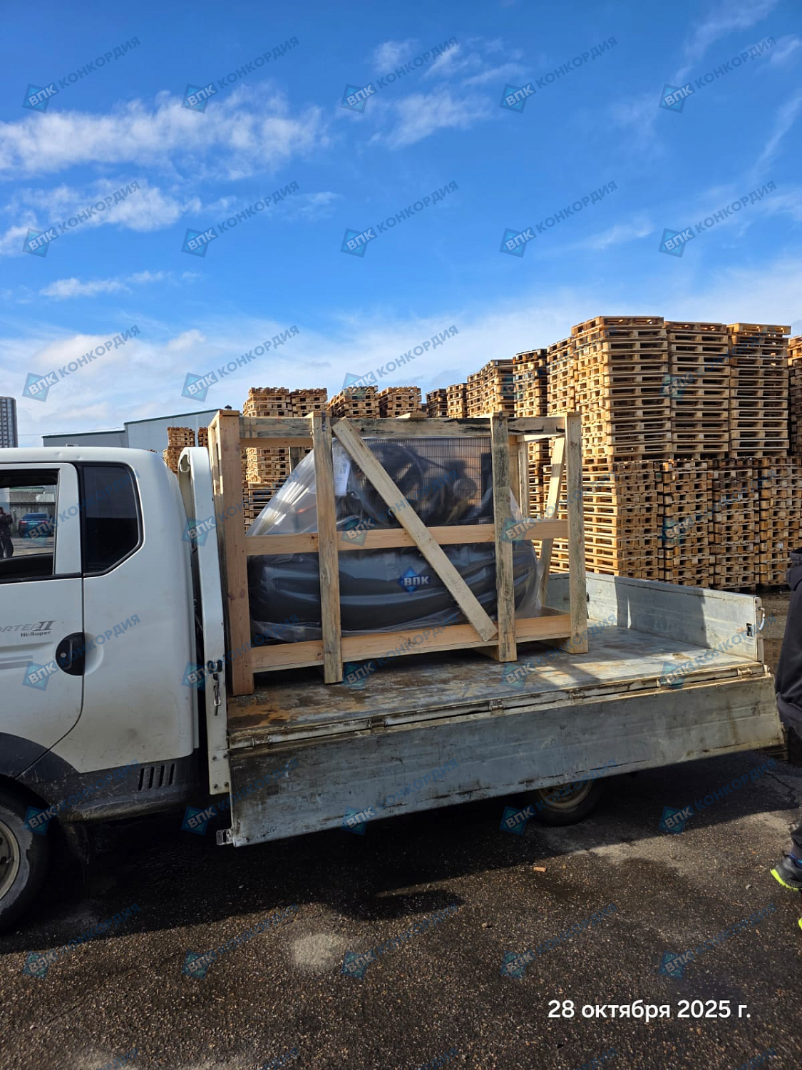 Отгрузка поршневого компрессора Remeza СБ4/Ф-500.LT100/16-7,5 и поршневого блока  LT100 в г. Краснодар