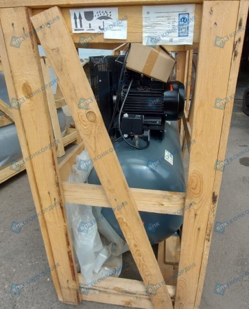 Поршневой компрессор Remeza СБ4/Ф-500.LT100/16-11 Поршневой компрессор Remeza СБ4/Ф-500.LT100/16-11 фото